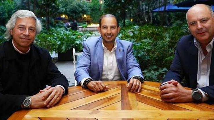 FUGA PA’DELANTE SIN PAGAR TODO LO QUEBRADO
🧵 dos partes
Y llegamos a la parte más estrecha del embudo, esa en la que todo se vuelve comprobable y visible: la aprobación de la reforma judicial y otras que ya vendrán pronto. Claro que hubo personajes que cambiaron de opinión en