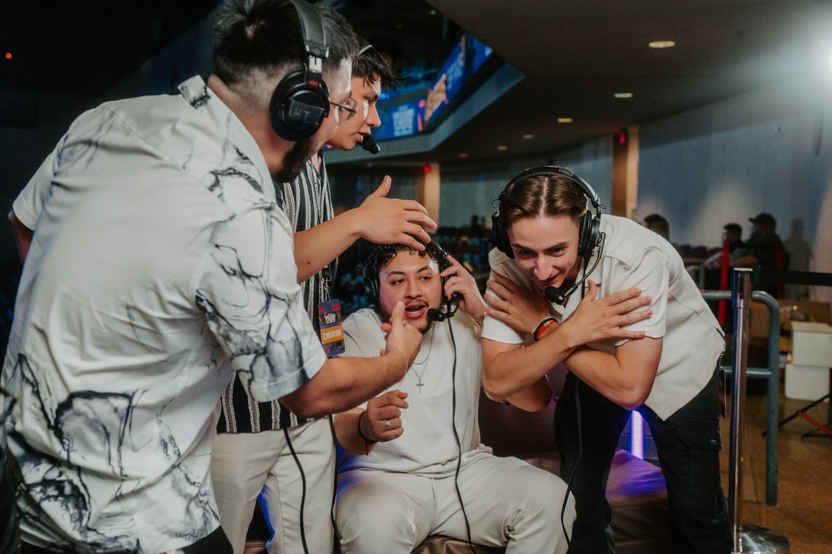 kikojax's tweet image. WSOW Day 2 🤘

#WSOWGlobalFinal