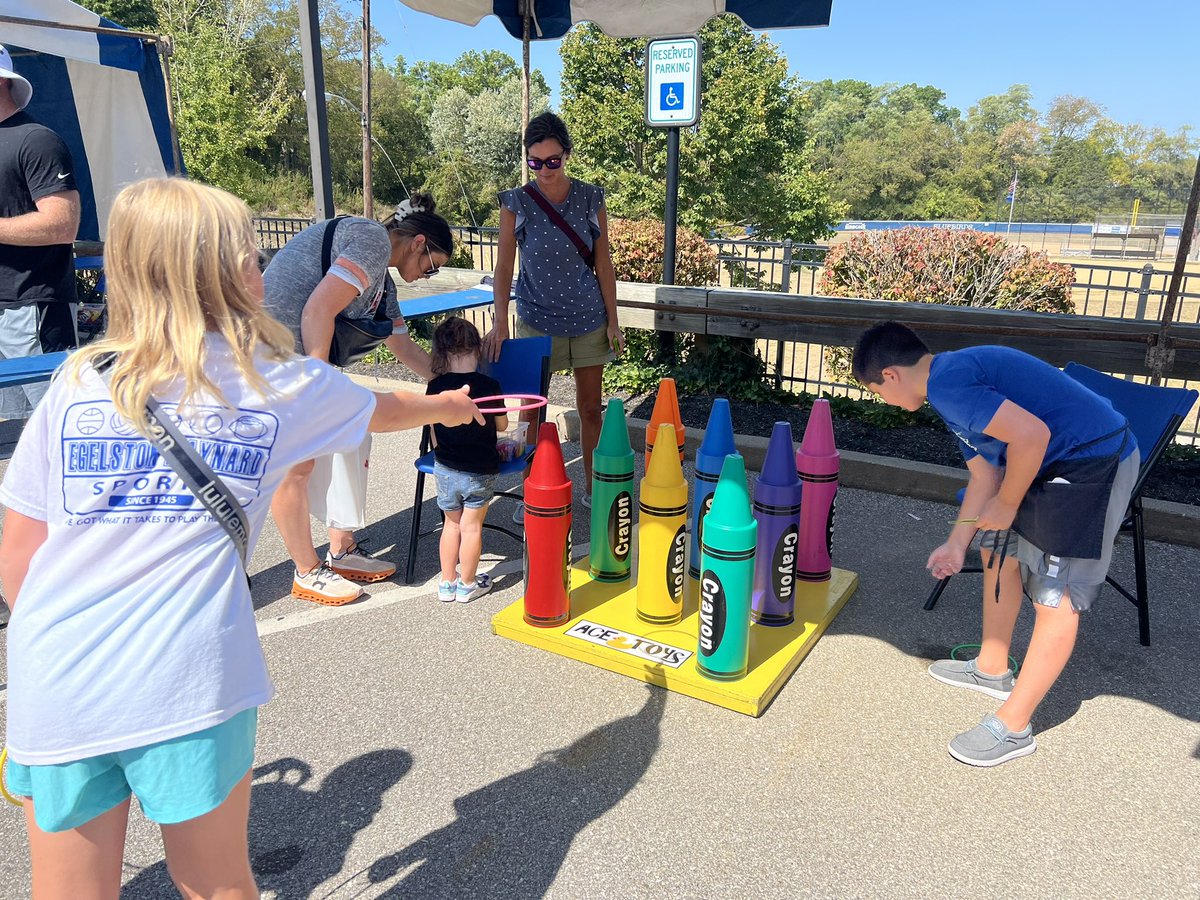 Elizabeth Waymeyer tweet media