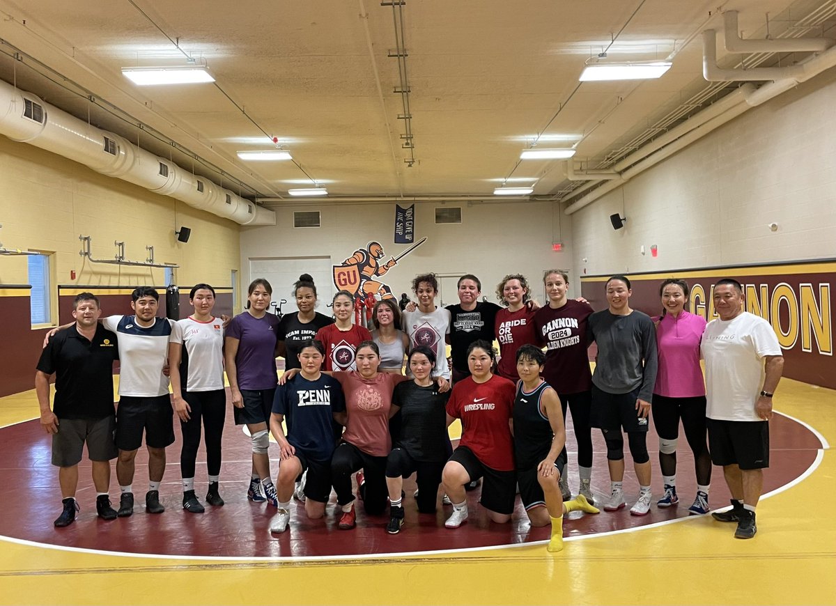 Chad_Vandiver's tweet photo. Good club practice today! #KnightClub #Gannon #GoldenKnights #HardWork #WrestleLikeAGirl 🇺🇸🇰🇬🇭🇺🇨🇦🤼‍♀️ https://t.co/RCZMprvLOr