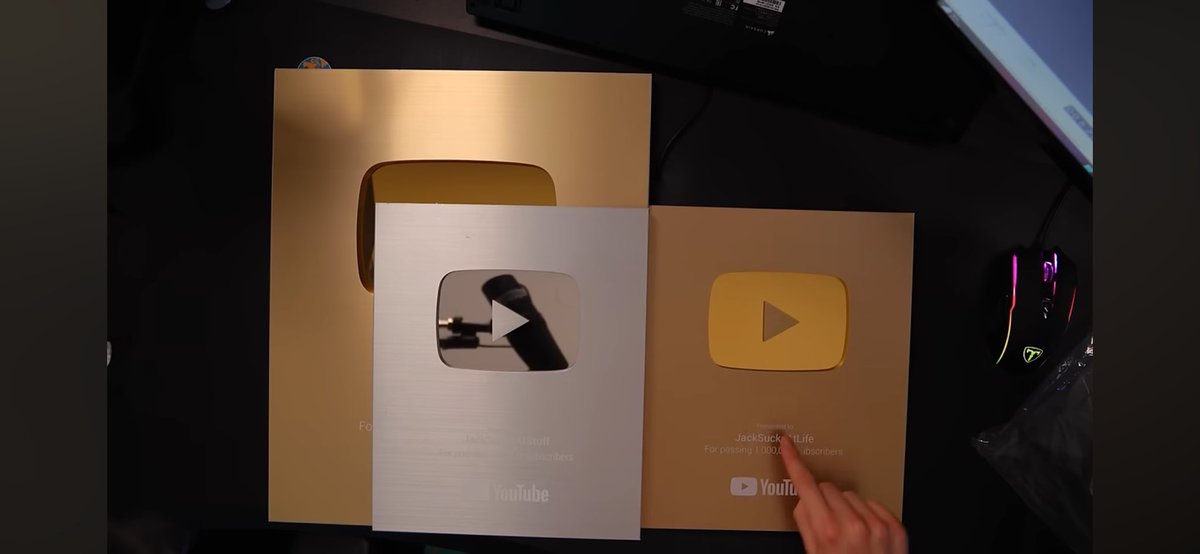 Youtube actualizo el tamaño de las placas y me va a tocar una placa miniatura 🫠 🫠🫠🫠