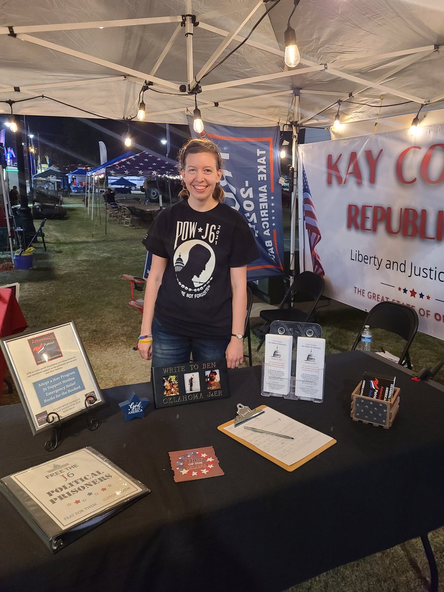 SarahV_OK's tweet image. It was a busy week at our local county fair offering info &amp;amp; Trump gear and encouraging people to write notes to OK J6er Ben Burlew.  Very encouraging how many already knew #J6wasaninsidejob.  #gettingthewordout #notesforben #ok4j6 @APR_Foundation @OKPrayinPatriot