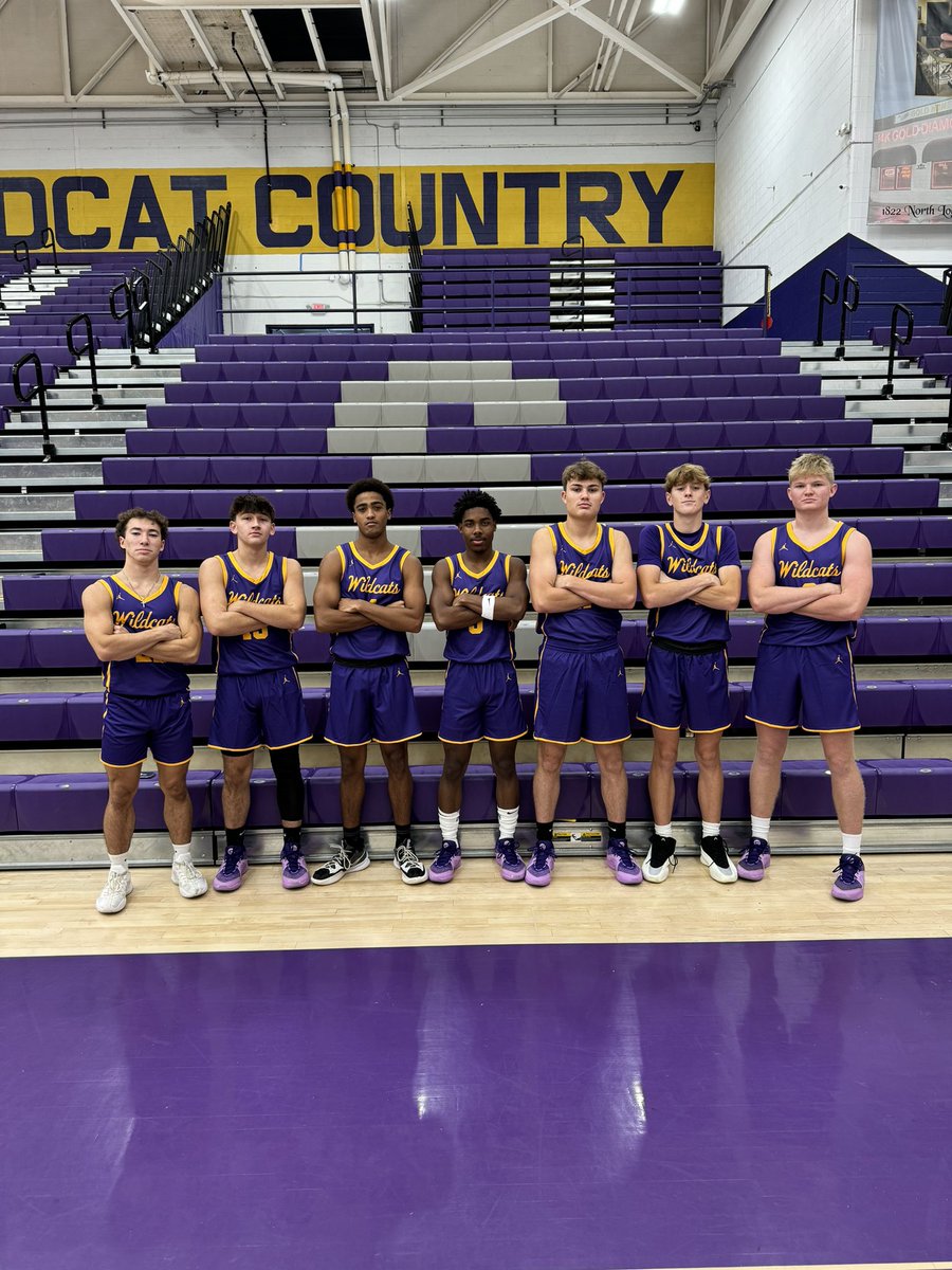 Picture day for the Cats! 📷 🔥