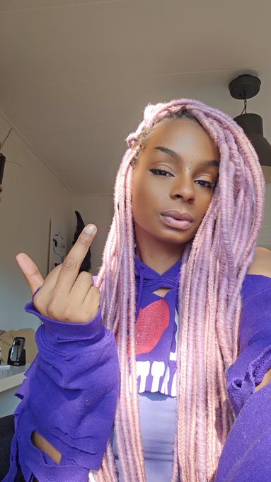 I bet it triggers the hell out of you to see me flip you off like this, doesnt it https://t.co/th5cs<a href="/tag/realloyalfans"class="tags"><span>#realloyalfans</span></a>