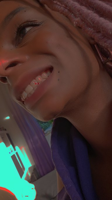 I NEED OPINIONS!!!! Okay I have played around with temporary toothgems for a minute, should I get them<a href="/tag/femdom"class="tags"><span>#femdom</span></a><a href="/tag/findom"class="tags"><span>#findom</span></a><a href="/tag/ebonygoddess"class="tags"><span>#ebonygoddess</span></a>