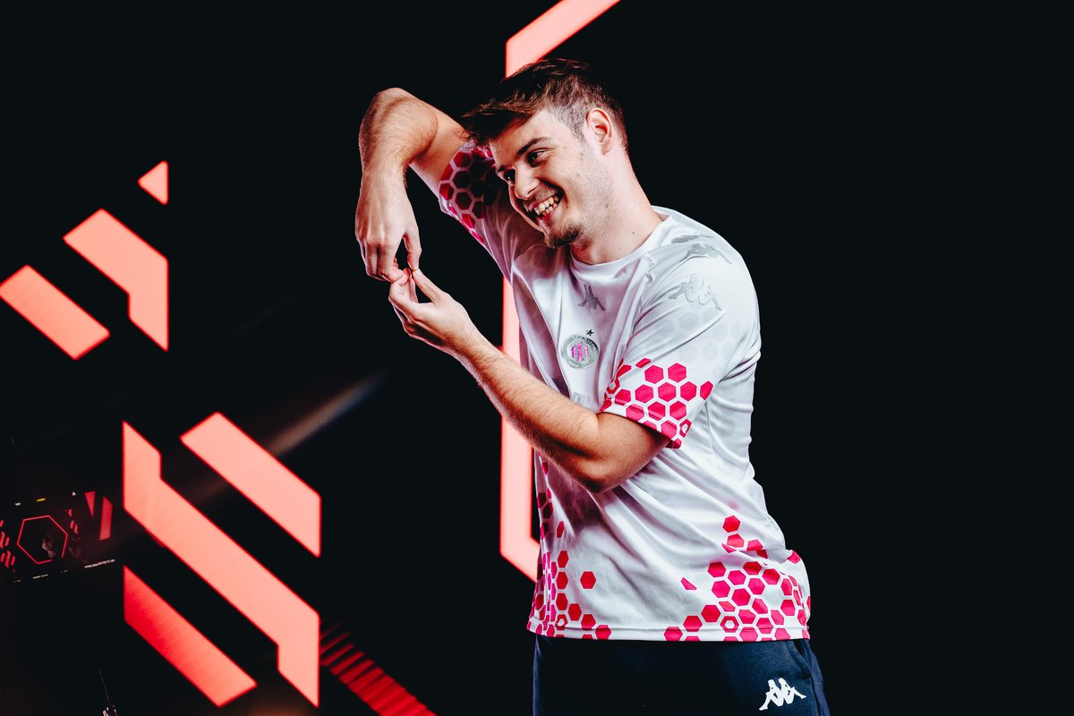 geecee ♡ tweet media