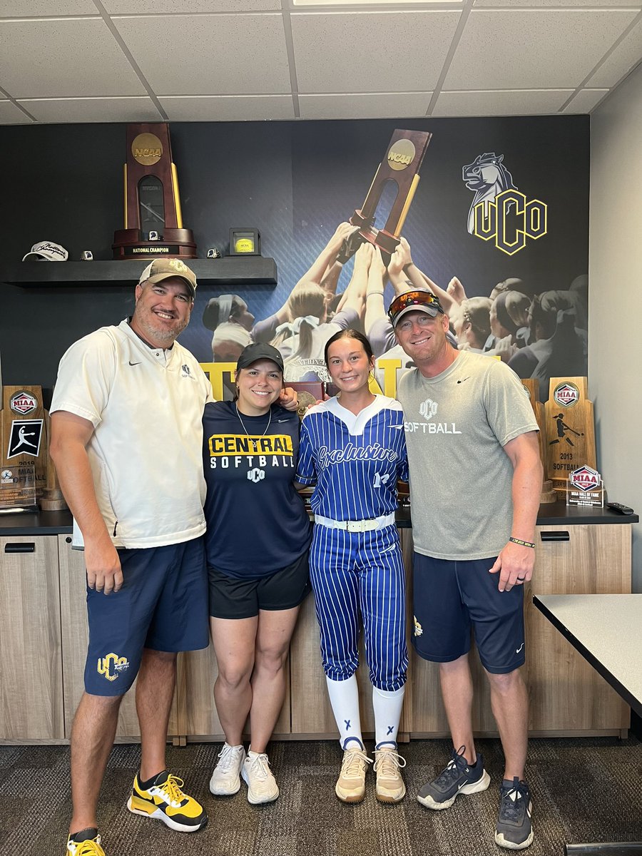 Had an awesome camp today at UCO! Lots of great feedback and new things to work on! 
<a href="/UCOSoftball/">UCOSoftball</a> 
<a href="/07Exclusive/">Oklahoma Exclusive 07 National Parker</a>