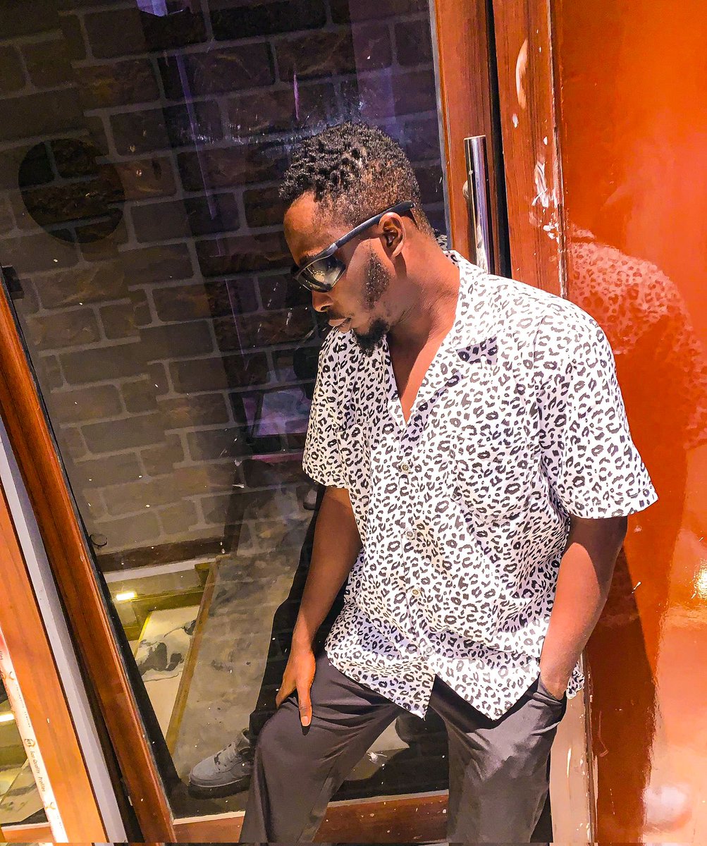 bentil_trigger's tweet image. #TaadiMadeEp is out and banging
audiomack.com/westside-gang/…

#BentilTrigger.