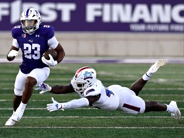 Blessed to receive a offer from Abilene Christian University <a href="/PFitzB/">Pat Brown</a> <a href="/CoachHoun/">Karl Calhoun Jr.</a> <a href="/CoachGator1/">Coach Gator</a> <a href="/DEvans345/">Coach Darry  Evans</a> <a href="/Coach_Monte100/">🏁Mont🏁</a> #recuitbokey 💪🏾