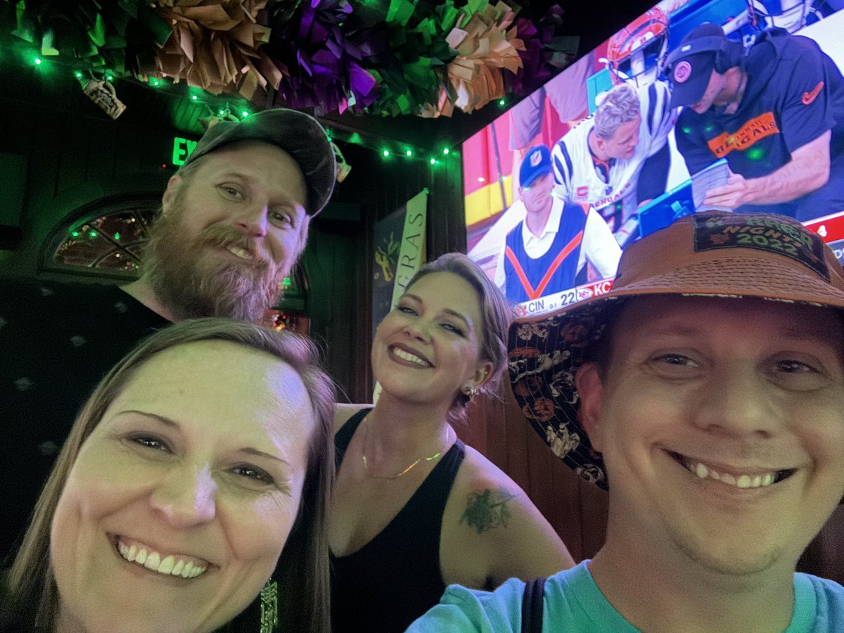SFDKnightOut's tweet photo. #sfdko time! https://t.co/epDUTHw6Md