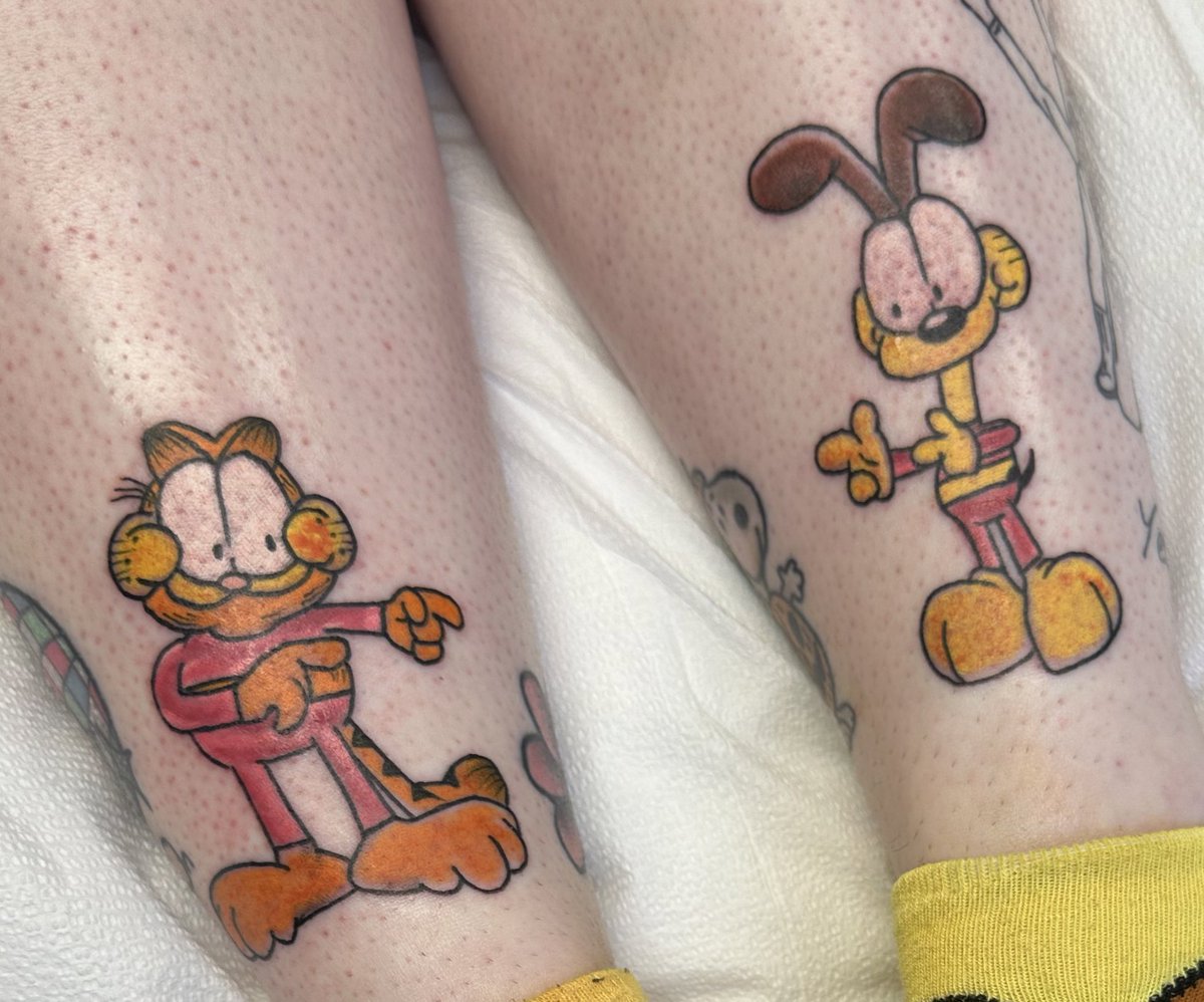 rheashorror's tweet image. kit &amp;amp; elton 🤝 garfield &amp;amp; odie 

truly the best boys 😺🪩🐶 

@KitWilson_PD @EltonPrince_PD
