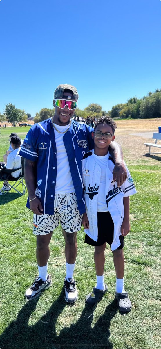_ByAnthony's tweet image. Living life as a dad,I don’t know any other job that’s better. Especially when your kids are walking highlight reels every weekend.