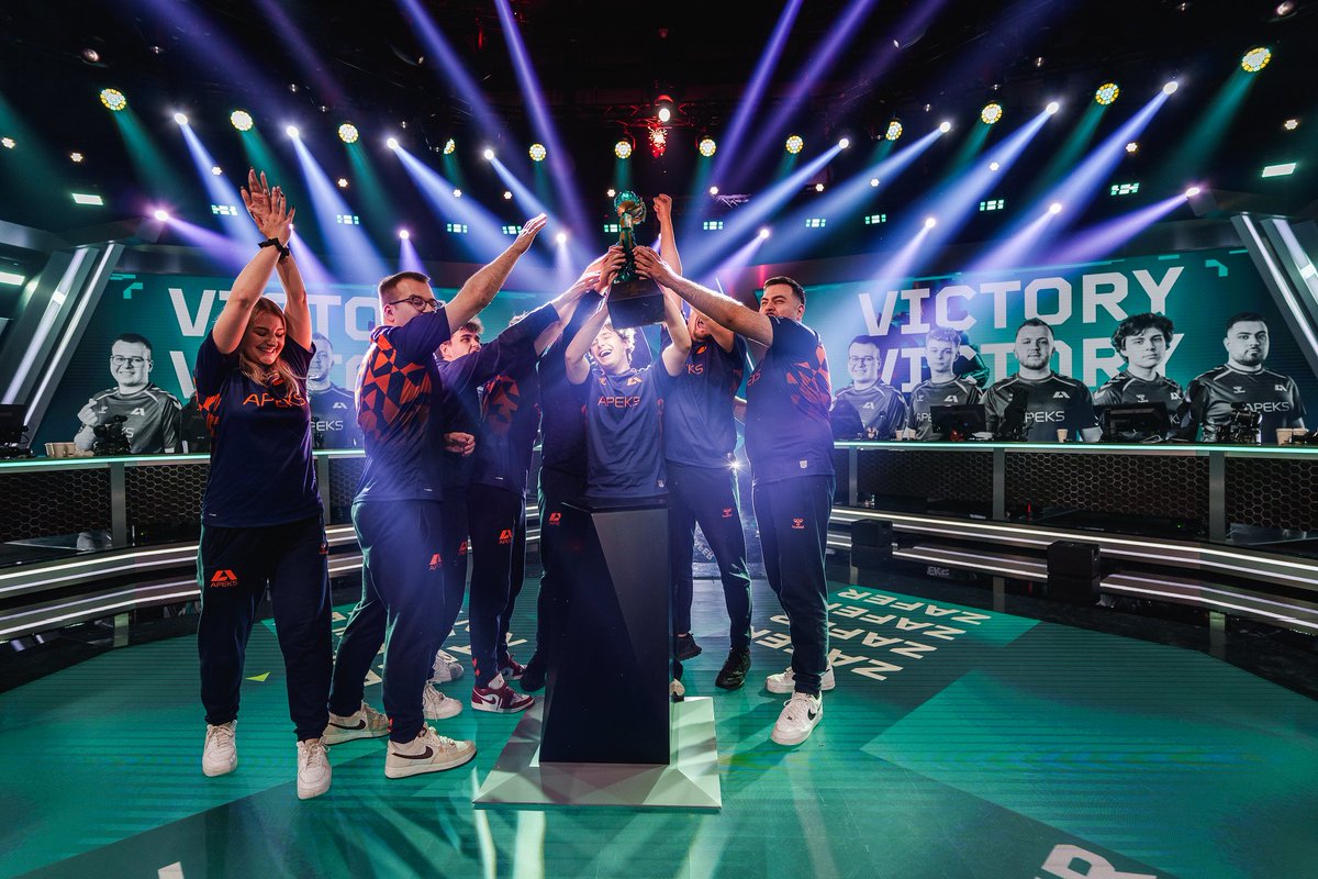 Apeks x Einar G. (@zpikeyy) on Twitter photo What a night!! 😭🏆
Today our amazing team managed to do what we couldn't one year ago. I couldn't be more proud of what we achieved tonight. I'm so happy we finally managed to bring this home for <a href="/olera66/">Ole R. A</a>, <a href="/FruenBrit/">Apeks x Denise Anfinnsen</a> and the rest of the Apeks family who have done so much for 🇧🇻 What a night!! 😭🏆
Today our amazing team managed to do what we couldn't one year ago. I couldn't be more proud of what we achieved tonight. I'm so happy we finally managed to bring this home for <a href="/olera66/">Ole R. A</a>, <a href="/FruenBrit/">Apeks x Denise Anfinnsen</a> and the rest of the Apeks family who have done so much for 🇧🇻