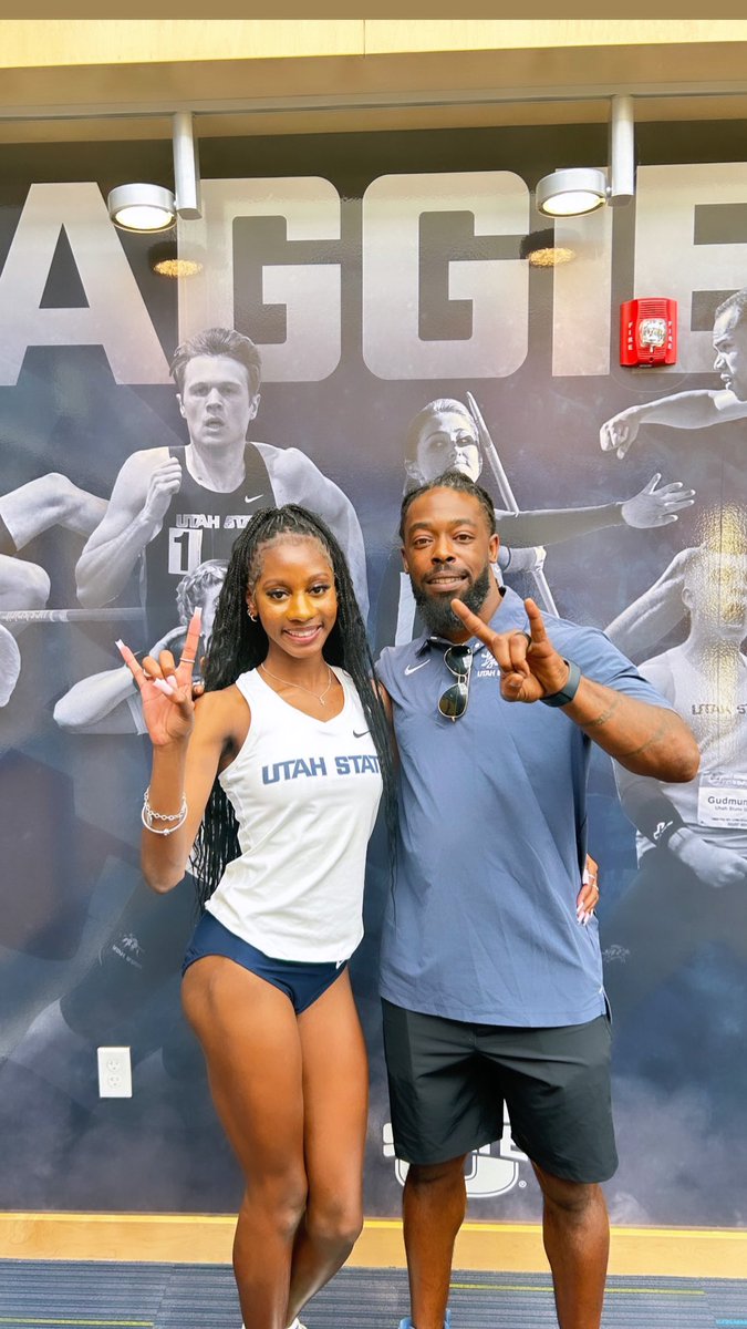 Aggies?? 💙🤍 #firstofficalvisit <a href="/23adarius/">Darius Adams</a>