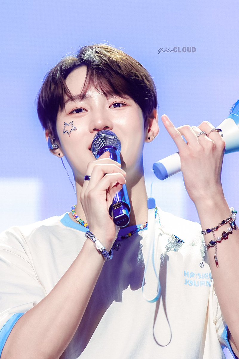 240623 하성운 팬미팅 

해피 추석🥳
떵운이 맛난 거 많이 먹고 보름달 소원 빌고
그 소원 다 이루어져라

 #하성운 #HASUNGWOON #河成雲 #ハソンウン #ซองอุน
<a href="/gooreumseng/">하성운</a> @bpm_hsw