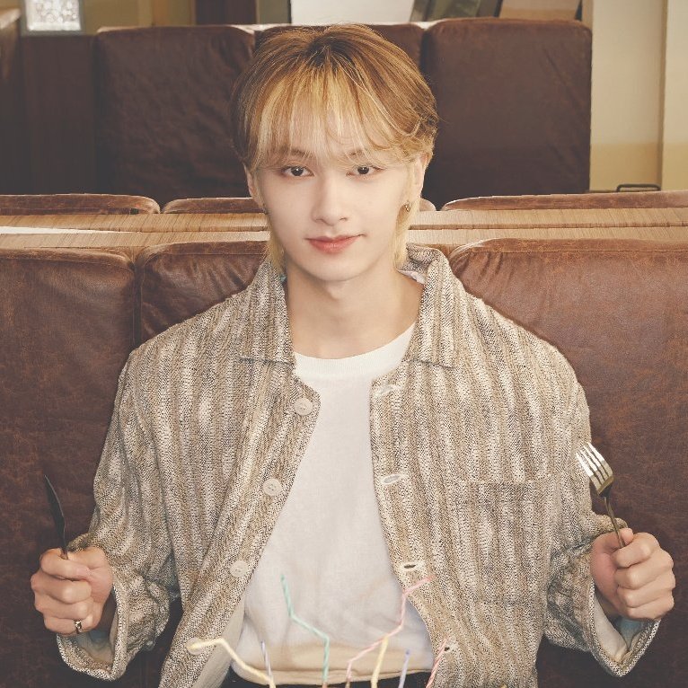 다시보니까 레젠-도 뚱냥이스럽뇌
준라같은뒤