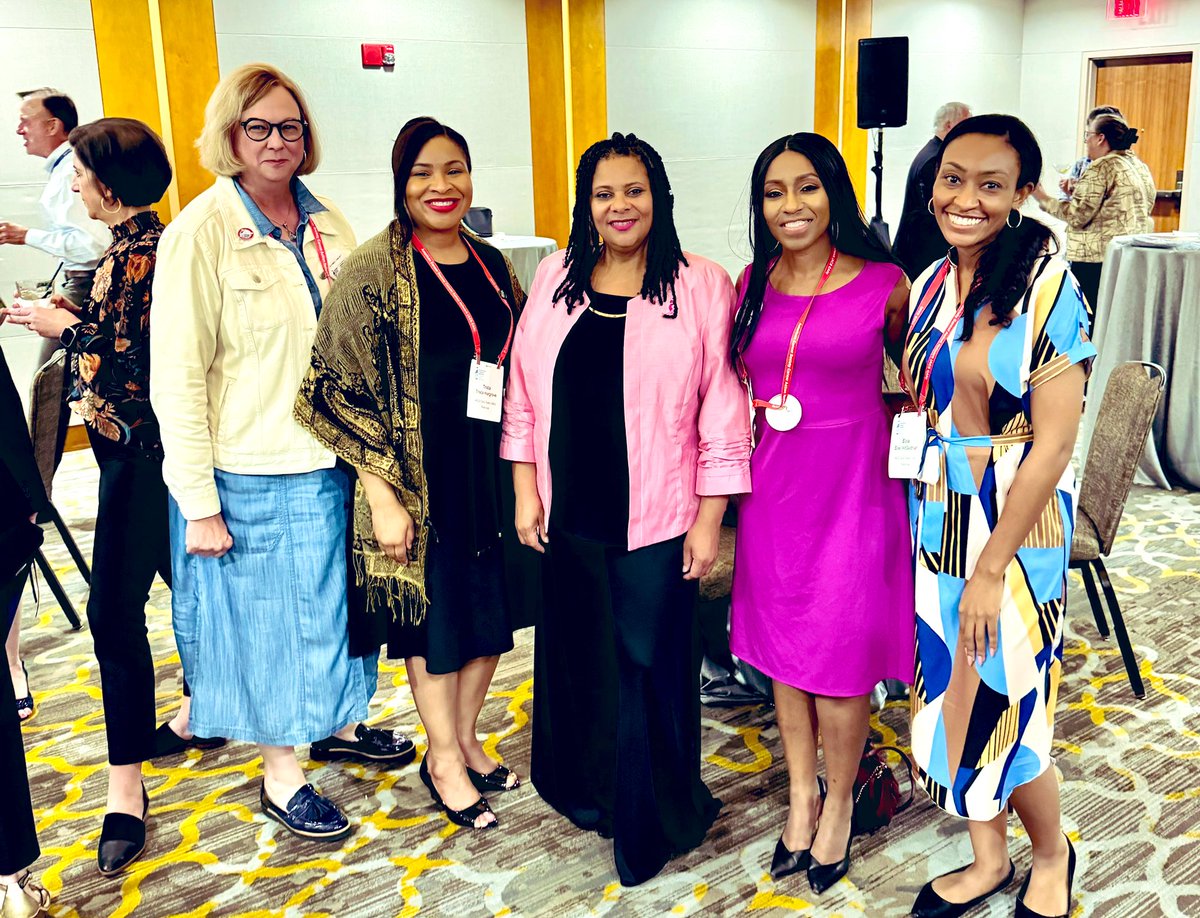 Kdeneanz's tweet image. Leadership Summit &amp;amp; Lobby Day is off to a great start.  We are so grateful to see &amp;amp; celebrate our amazing grassroots volunteers-leaders/teams  Making the fight against cancer a national priority. #CancerLobbyDay #LightsofHope