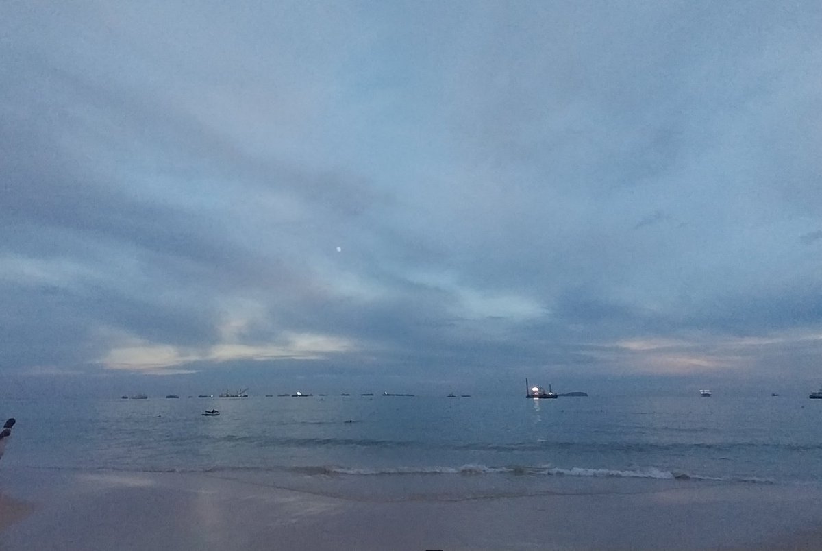 hazizle04's tweet photo. Le plus bel épisode de mes vacances 
#jesusinside https://t.co/8atg0iY0ly