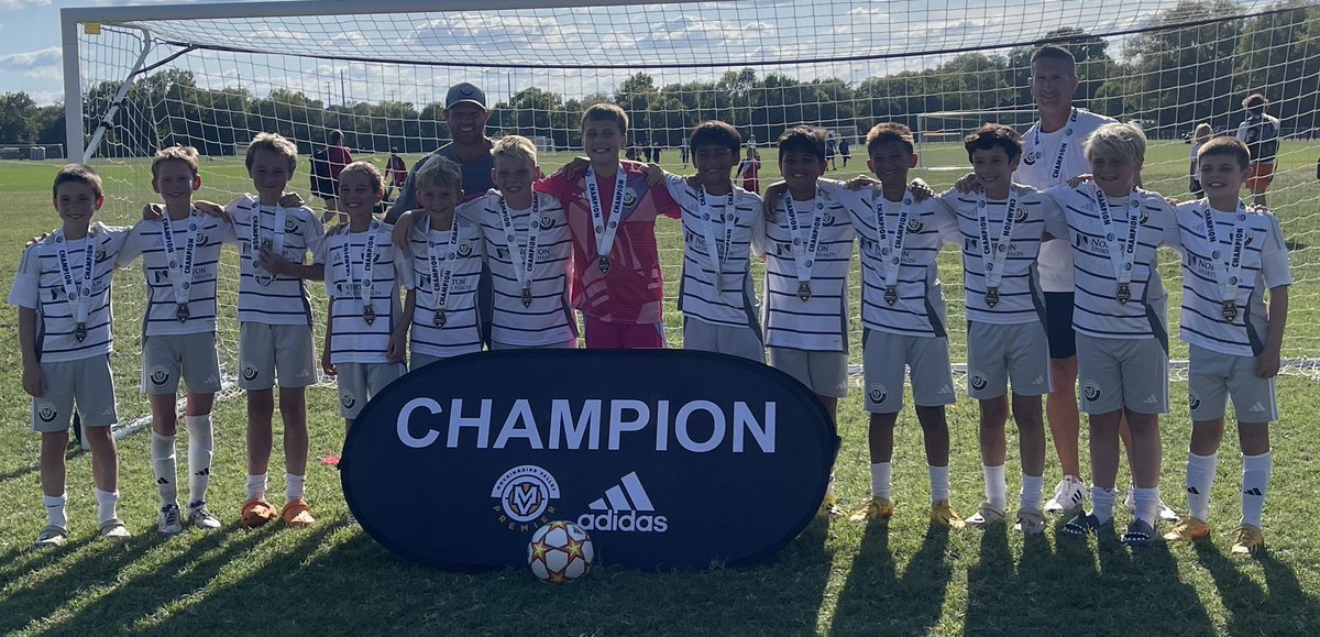 MVPremier's tweet photo. 2013B Gold Team ~🏆Champions🥇~ Fall Invitational 
•
Great job! #mvpremier #thegoldstandard https://t.co/qMNjkRt6YN