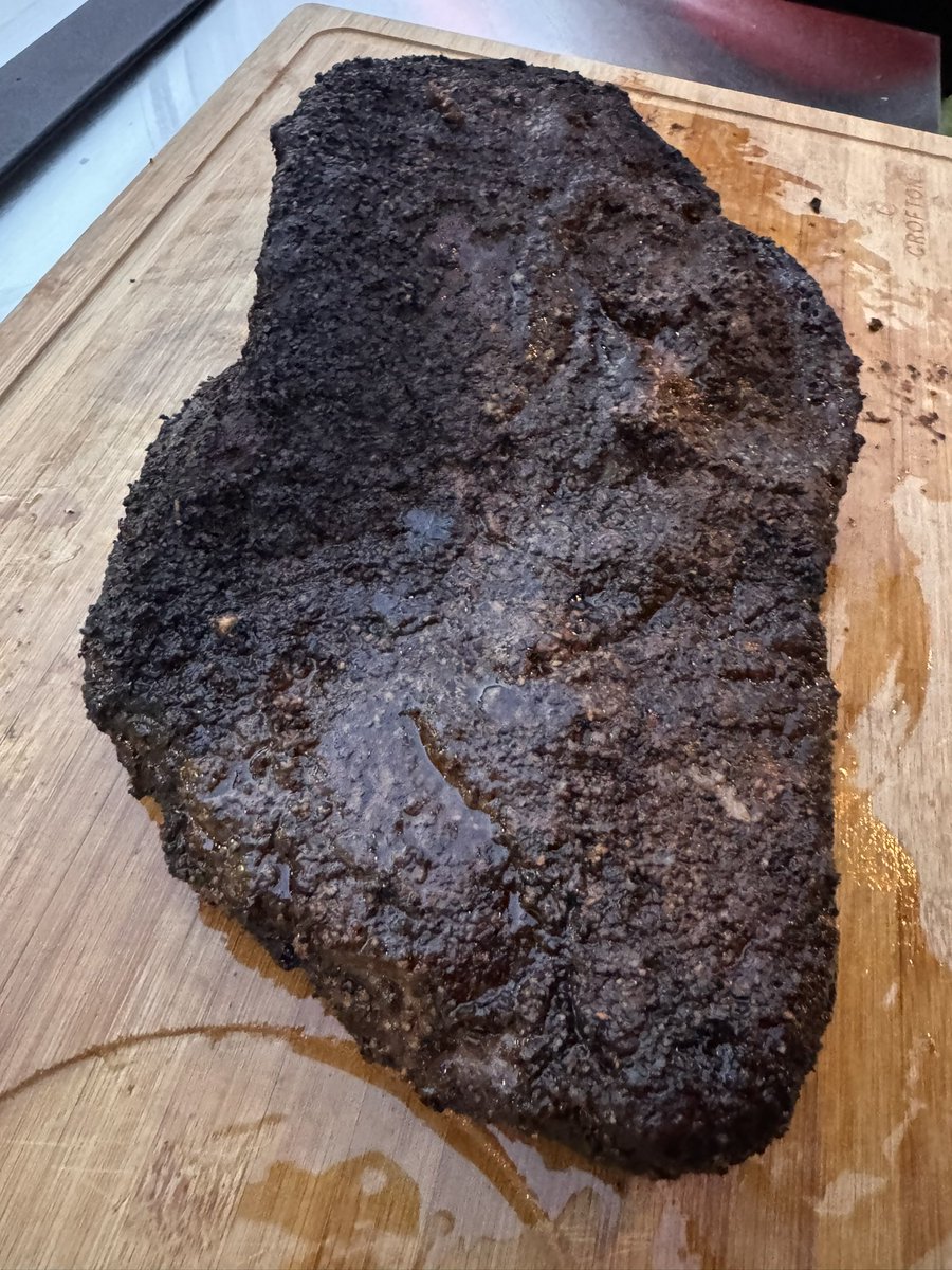 Jledge91's tweet image. Just in time for kickoff