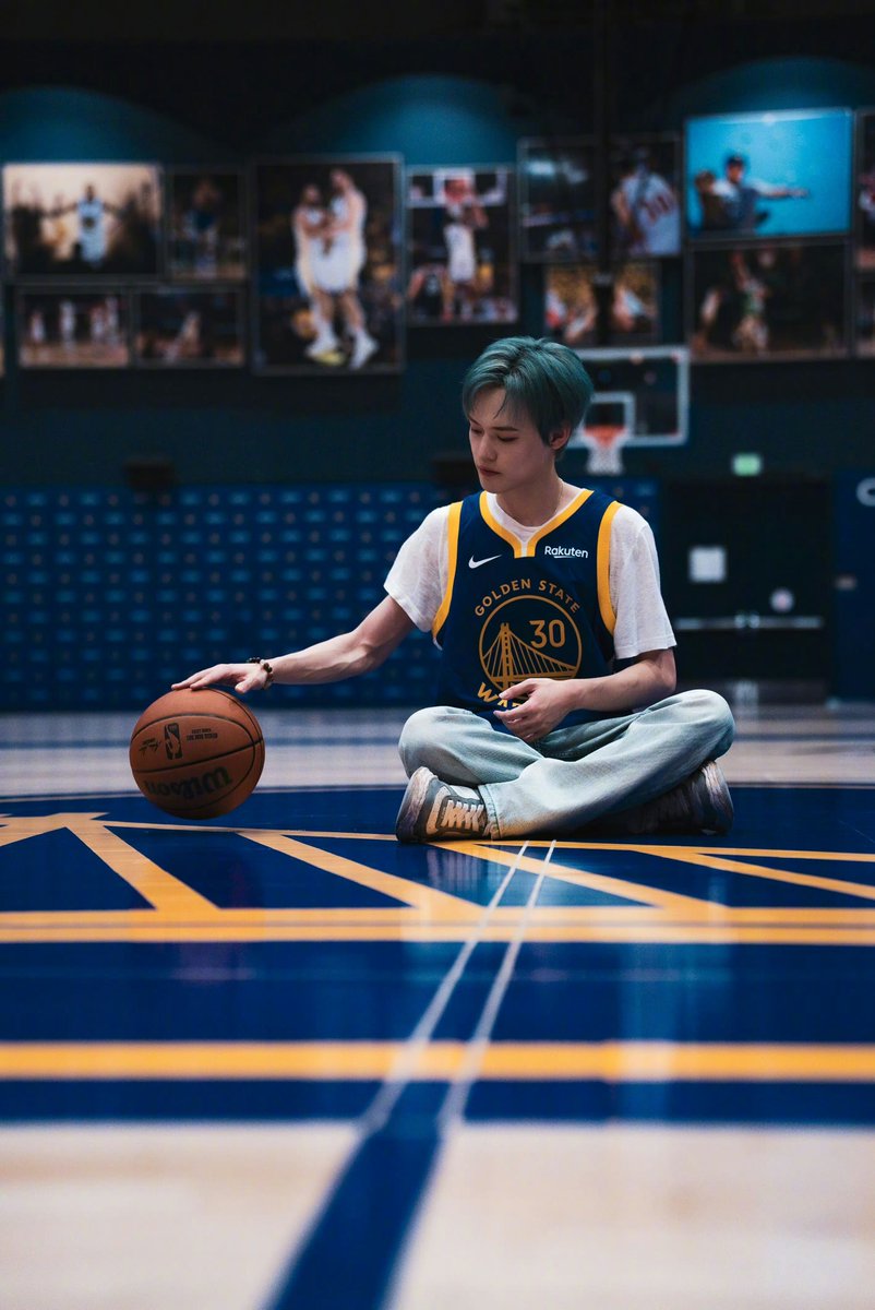 _____leledream's tweet photo. warriors 천러 🏀💙💛 https://t.co/MCliR3lLiN