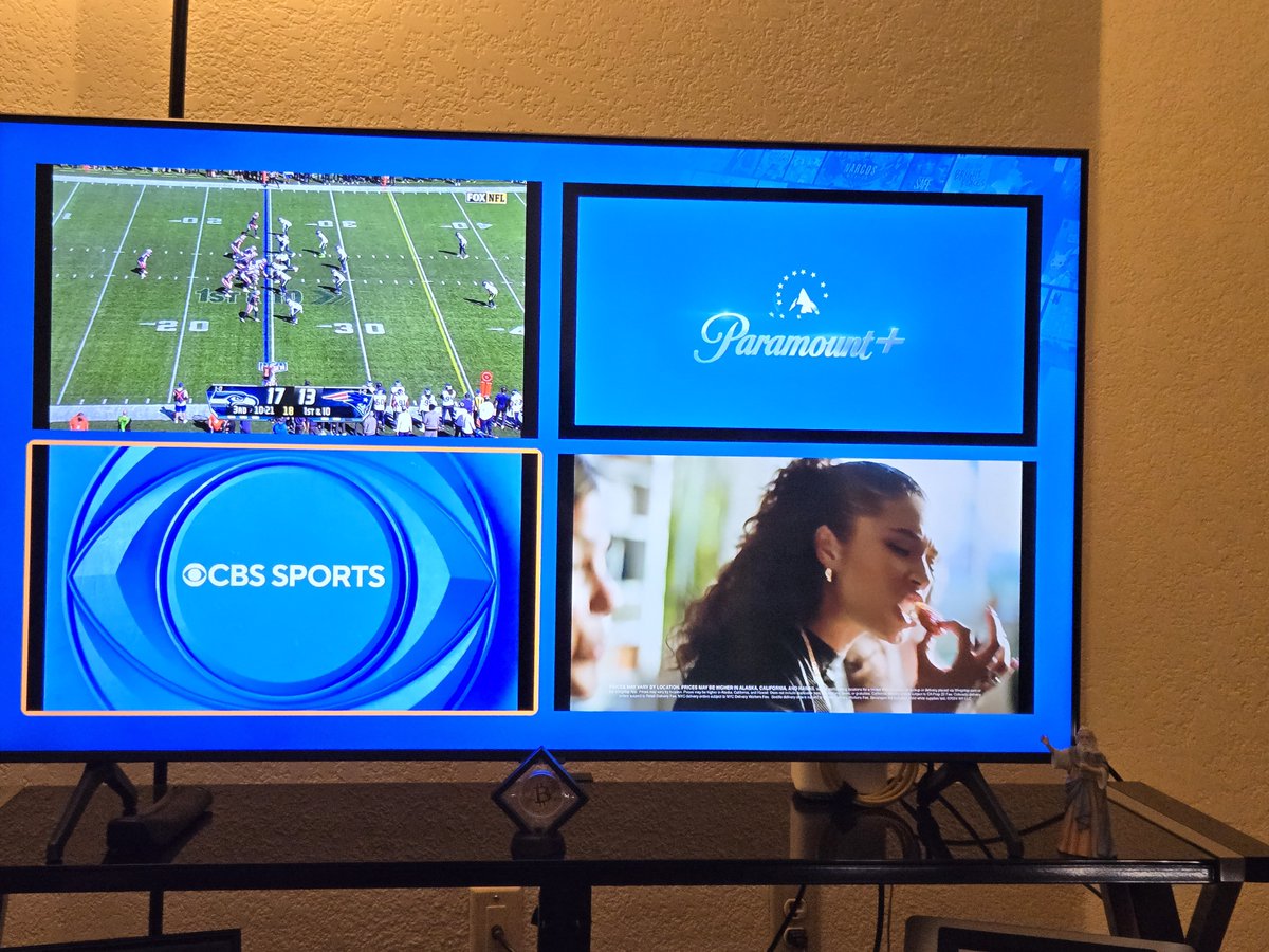 Put_USA_First's tweet image. Got any #footballfans here? Did you know that with our #StreamingApp you can watch 4 games at the same time?
Want to know what app we got? and NO, its NOT going to cost you Hundreds of dollars per month..