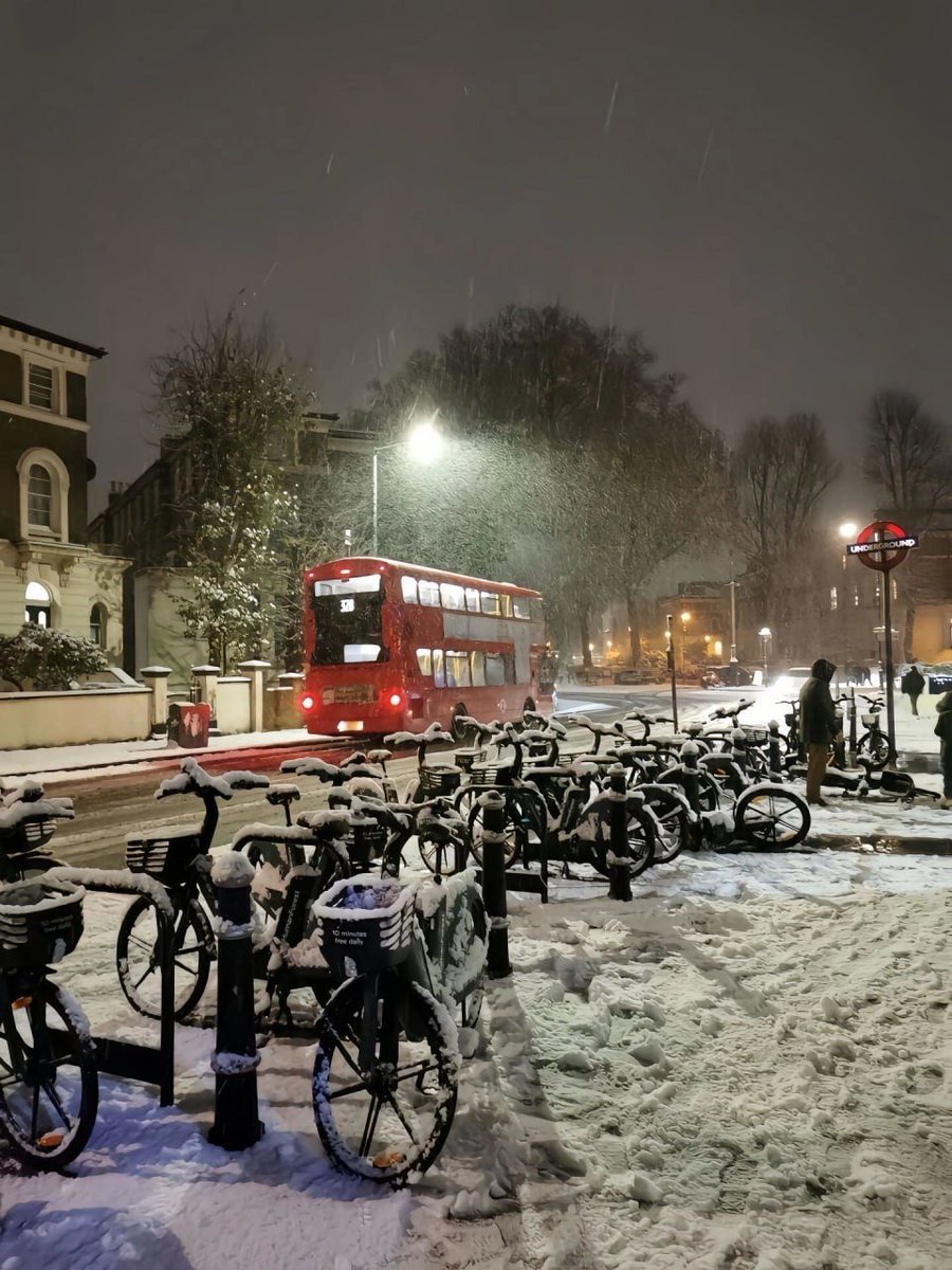 Memories of London a few years ago.🇬🇧🇬🇧#Winter Snowscape London🥰🥰