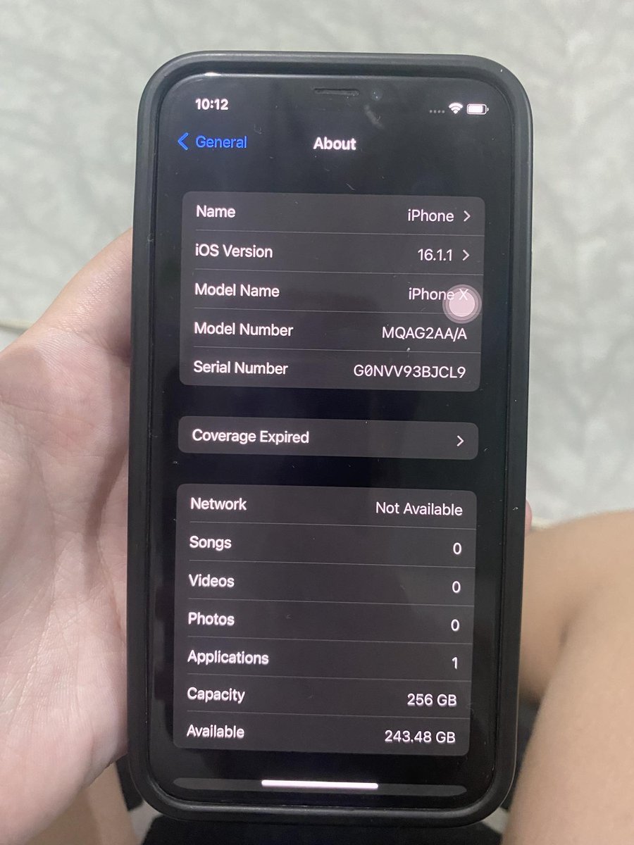 Nini_shimurawr's tweet image. !!! FS iPhone X 256gb !!! 

All working 
True tone ✔️
Face ID ✔️
100% batt health 
lady owned makinis pa
1y lang nagamit spare phone lang halos
charger nalang bibilhin

dm me for price and other details!!!