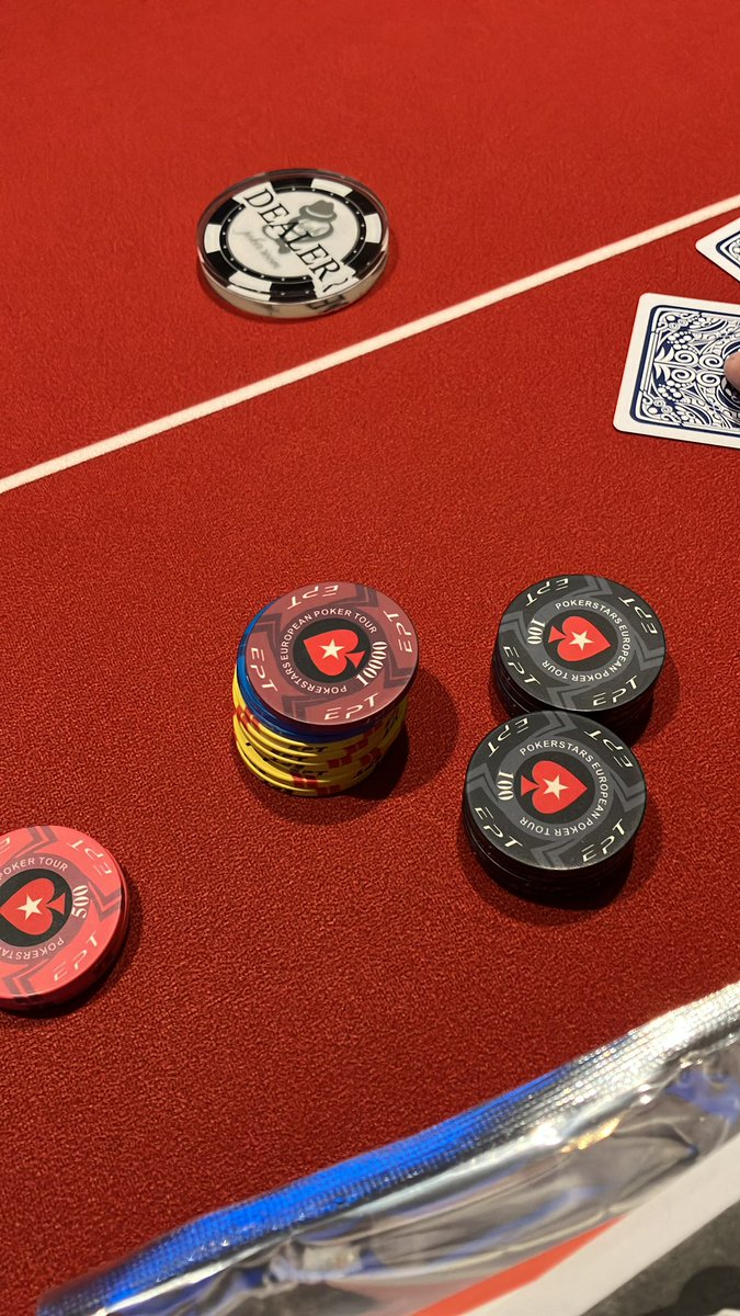 oshiya_hermit's tweet image. 久しぶりにポーカー
#9high