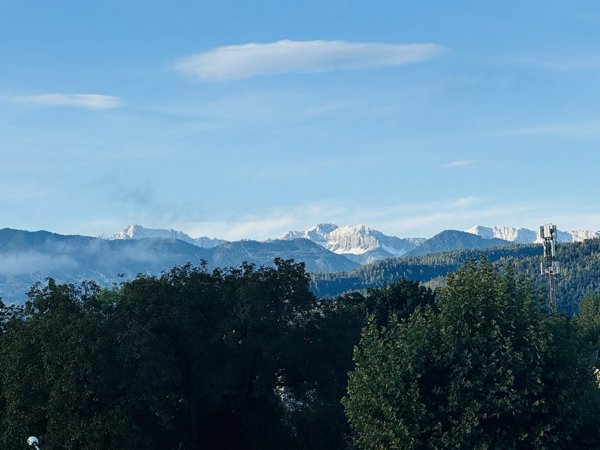okay, at least today and tomorrow, i will join the #DGPs2024 online. good morning to all and sending sunshine from klagenfurt ☀️