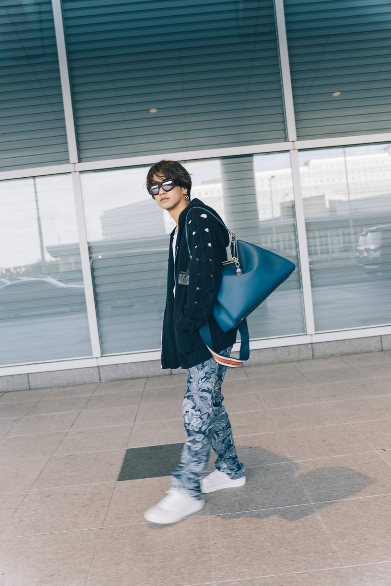 FASHIONSNAP tweet media