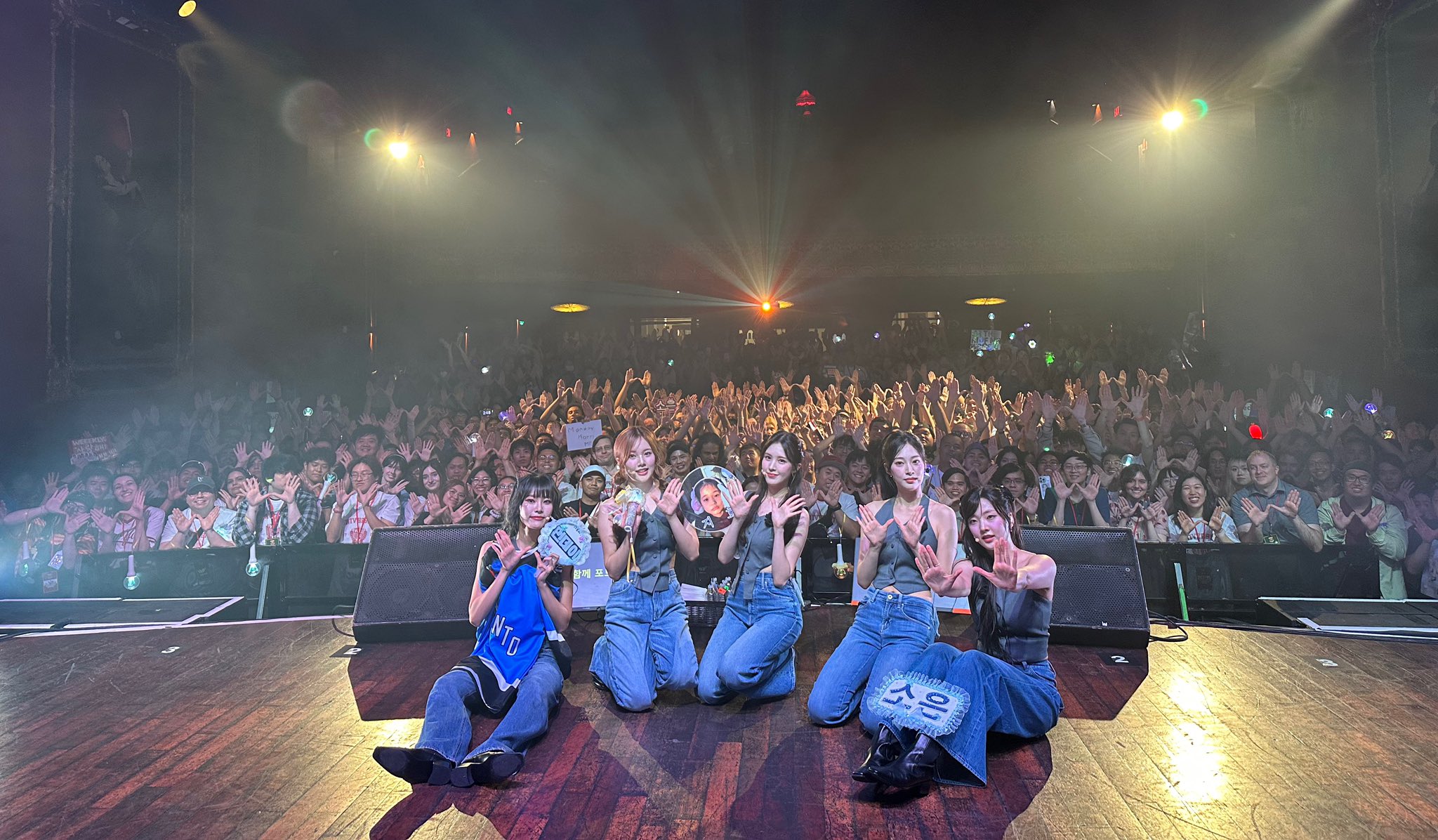 GXkCZ4tb0AATLzd?format=jpg&name=large