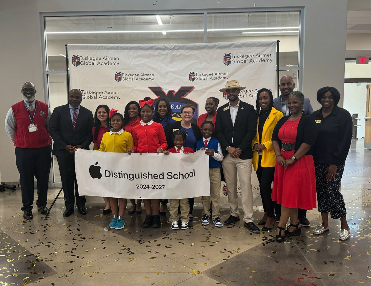 tech4allminds's tweet image. I’m proud to be part of a team that champions technology innovation, empowering our students with 21st-century skills and preparing them to be future-ready in an ever-changing world!
#appledistinguishedschools
#applelearningcoach