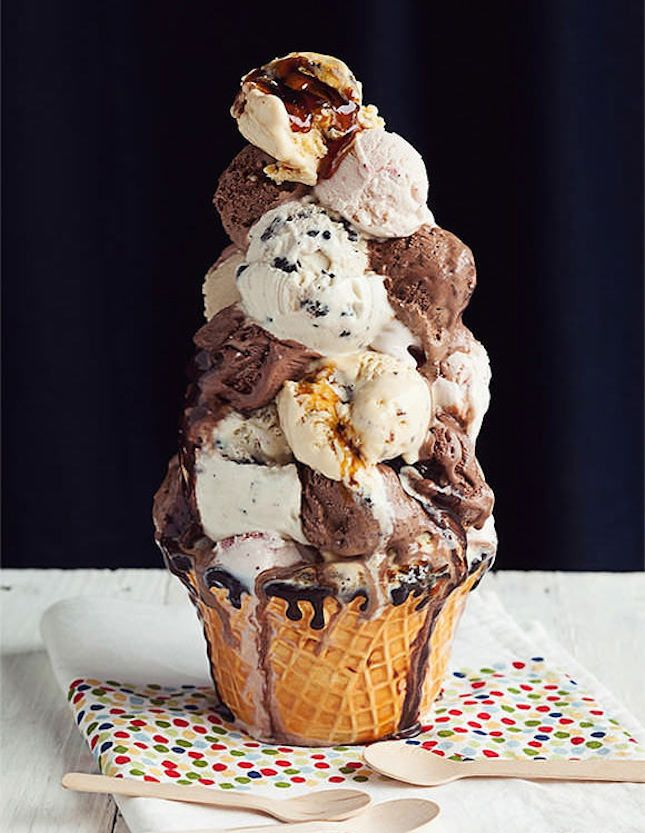 ChasingIdeals's tweet photo. Alright, alright. I bring you, this week's #SeductiveSundae https://t.co/UcR5hCYngh