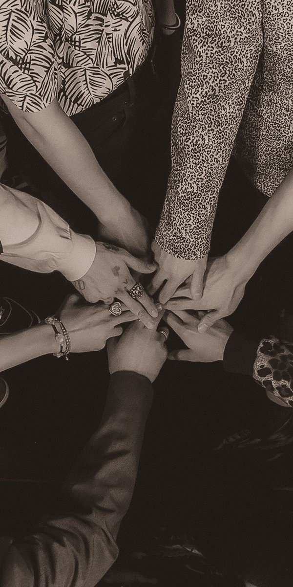 dna_borahae's tweet photo. I TRUST NAMJOON
I TRUST SEOKJIN
I TRUST YOONGI
I TRUST HOSEOK
I TRUST JIMIN
I TRUST TAEHYUNG
I TRUST JUNGKOOK
I TRUST BTS
#TrustBTS
#TheStatement7 https://t.co/T5AGufAJAf