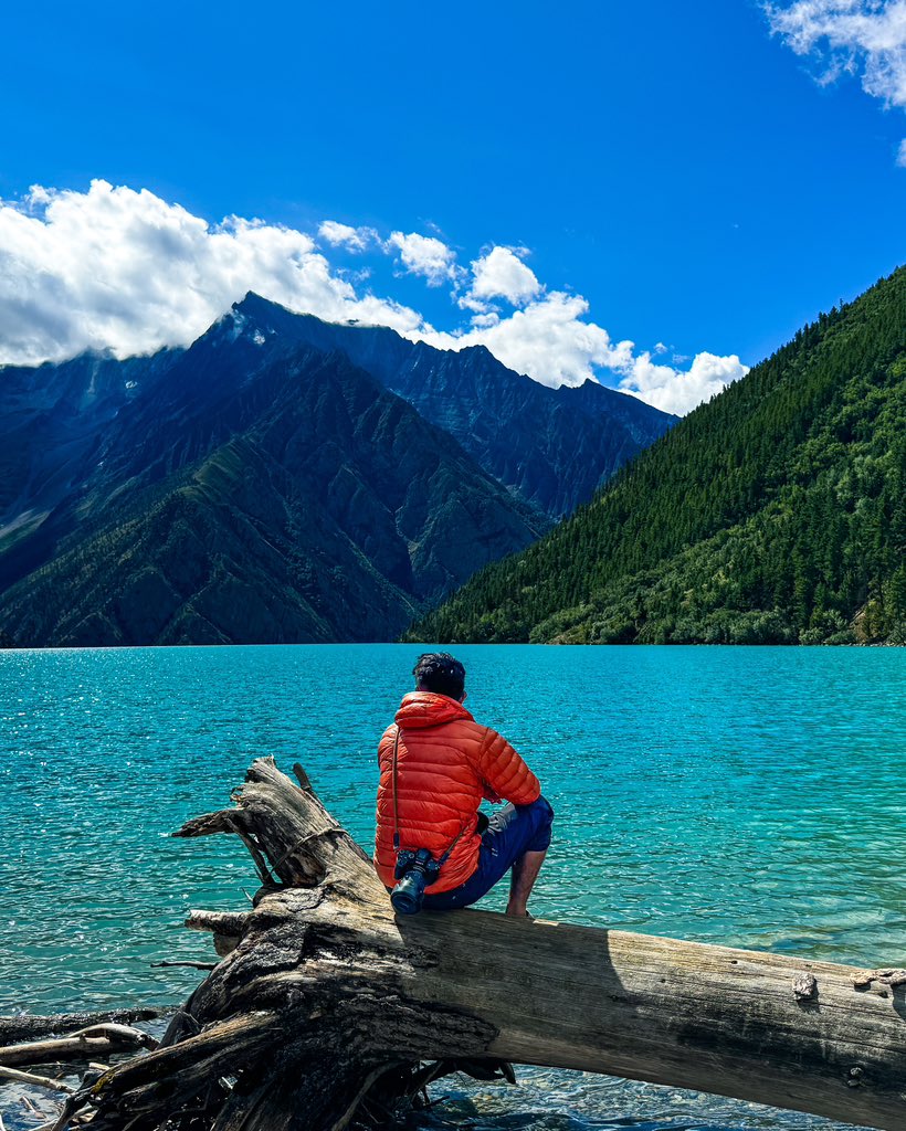 nirojsedhai's tweet photo. Pristine and Pure Phoksundo.

While it took me three hours to walk around the entire lake, you can enjoy its beauty in just 14 minutes. ⬇️

https://t.co/0SOO2swGKO

#Nepal #Phoksundo #Dolpa https://t.co/7swOH7eHvZ