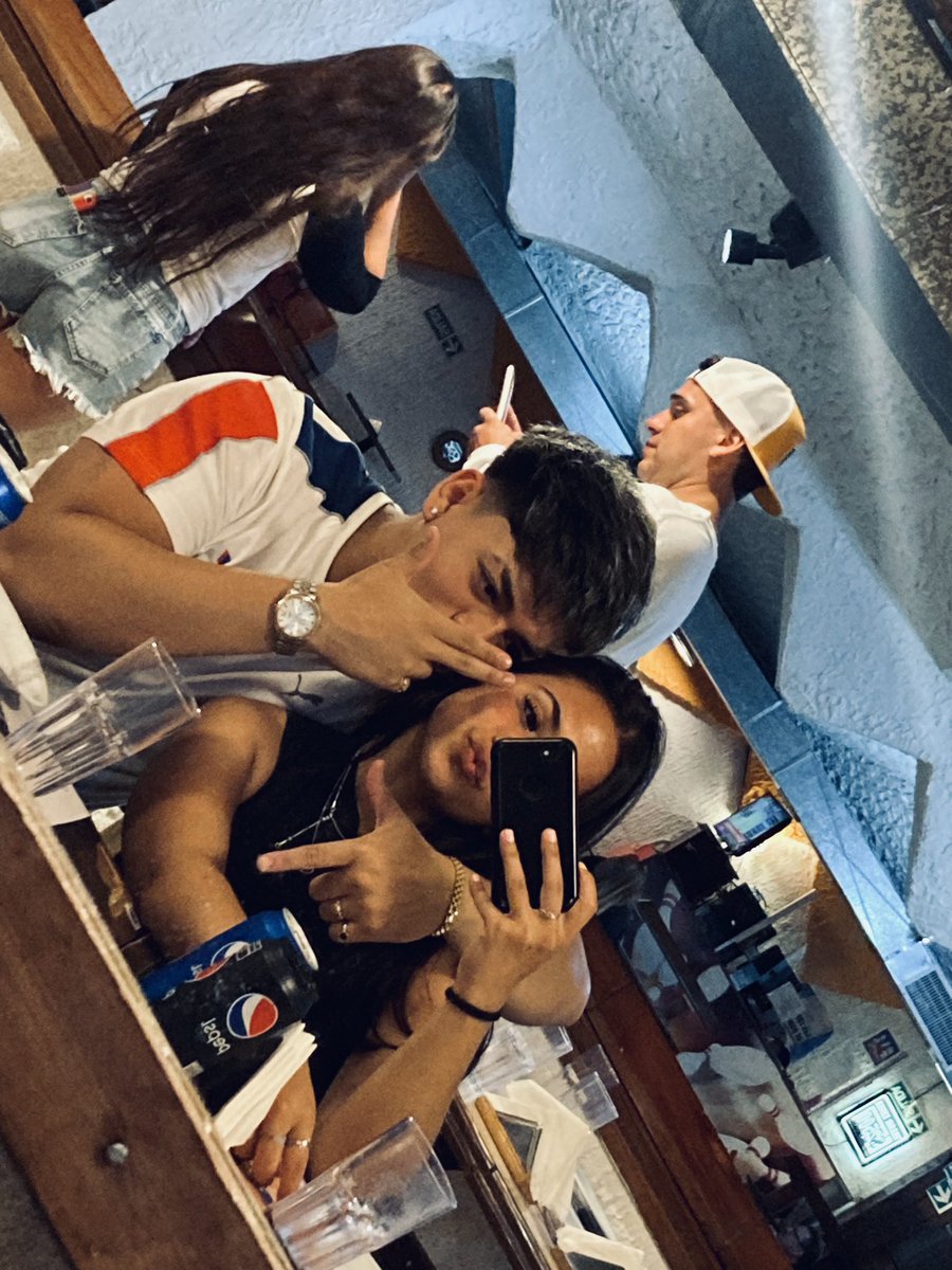 Me haces la mujer más feliz,te amo🥹🩷