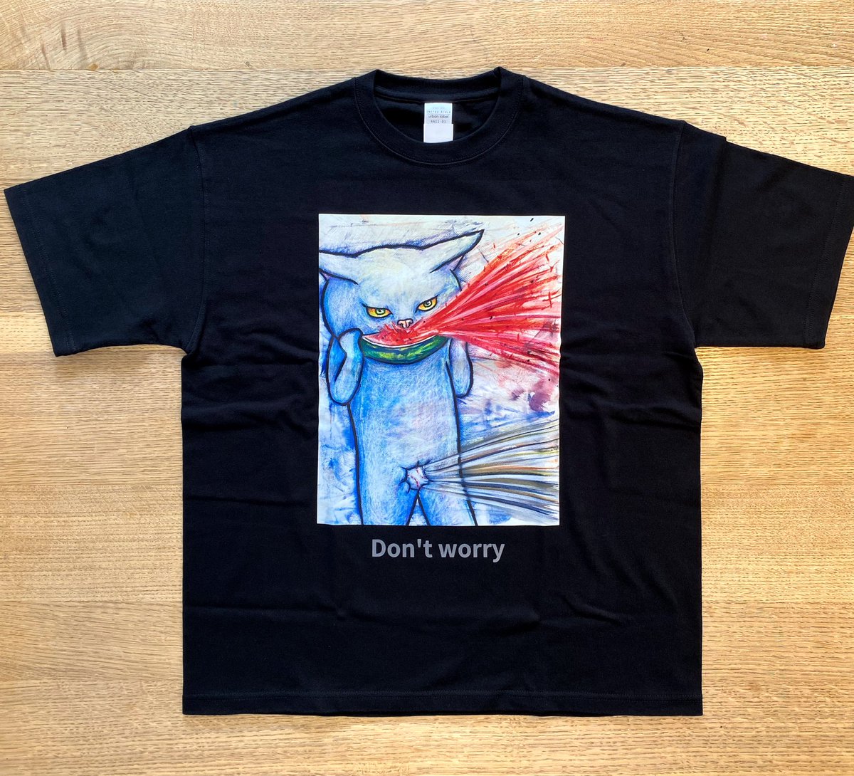 Don't worry 【心配するなよ】 と、プリントしてありますので 頭に斧が