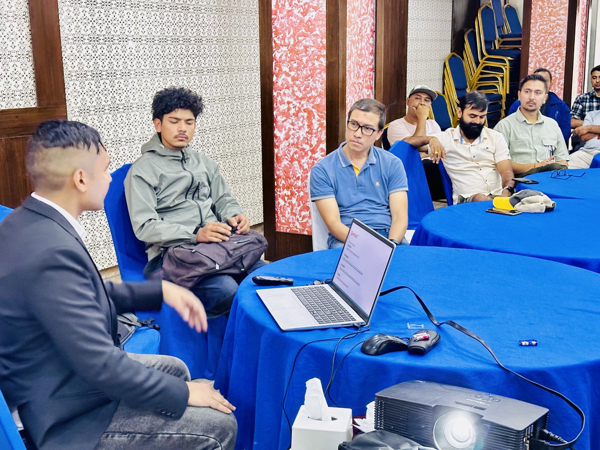 WordPress Nepal tweet media