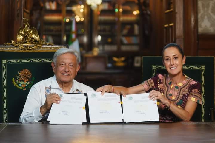 El presidente López Obrador ya firmó el decreto para la publicación en el Diario Oficial de la Federación la reforma al Poder Judicial, que acabará con los privilegios y con la corrupción, para dar paso a la justicia.