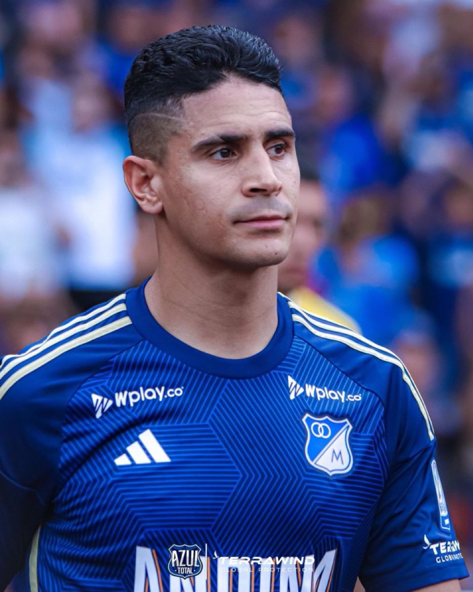 Nicolás Cadena (@nicocadena_) on Twitter photo Ⓜ️🧠Así le fue a Daniel Cataño ante <a href="/Equidadfutbol/">Club Deportivo La Equidad</a>
📌1 asistencia
📌84 % de precisión en los pases
📌SOLO ERRÓ 4 PASES
📌21 de 25 pases acertados
📌4 pases clave
📌4 de 5 pases largos completados
📌3 recuperaciones Ⓜ️🧠Así le fue a Daniel Cataño ante <a href="/Equidadfutbol/">Club Deportivo La Equidad</a>
📌1 asistencia
📌84 % de precisión en los pases
📌SOLO ERRÓ 4 PASES
📌21 de 25 pases acertados
📌4 pases clave
📌4 de 5 pases largos completados
📌3 recuperaciones