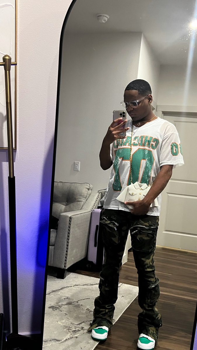 Jacobi_4's tweet image. FLY $hit only !🔥🫵🏾