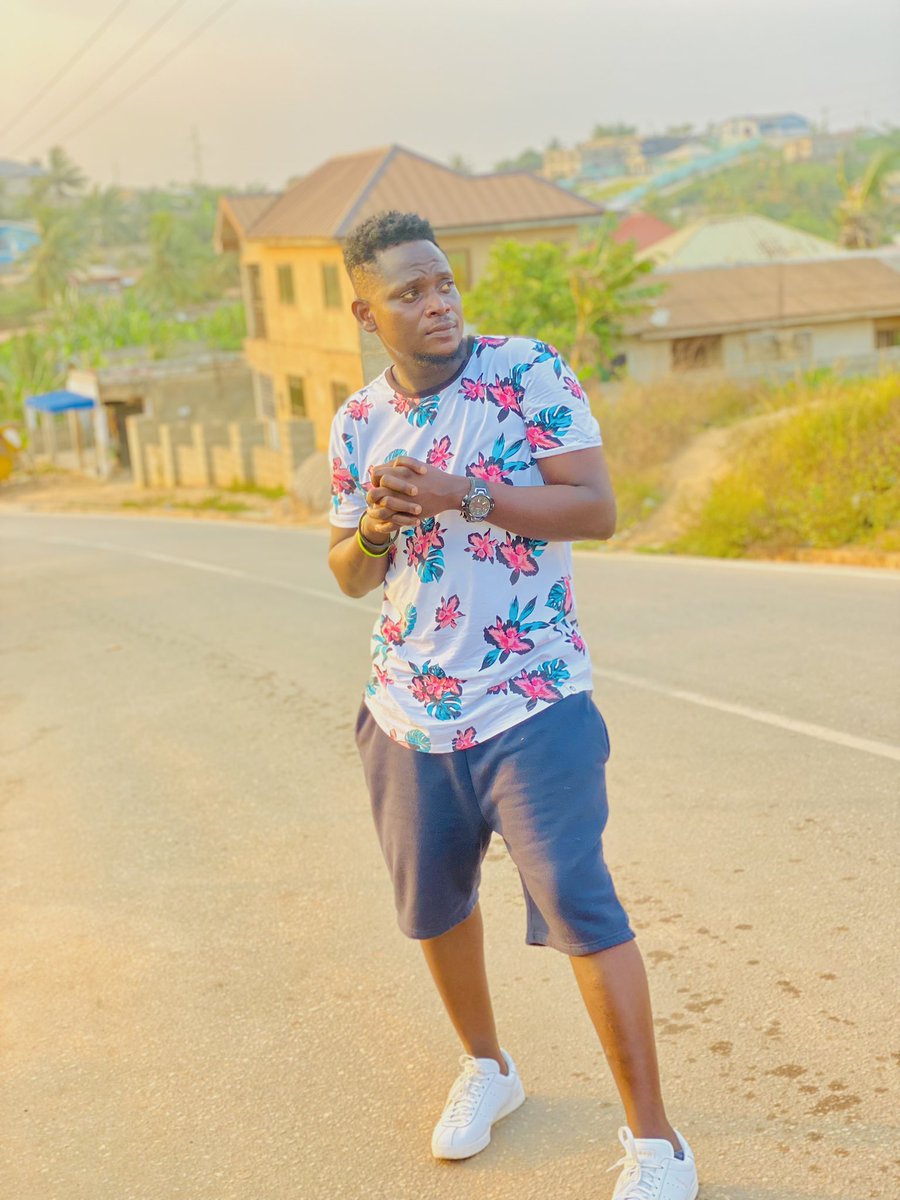Phishmon_gh's tweet photo. On my special day, I pray for good health, happiness, and endless blessings to come my way. Happy birthday to me🎂🎉🎊
#16th_September 
#BmB https://t.co/dLWlD6Vmte