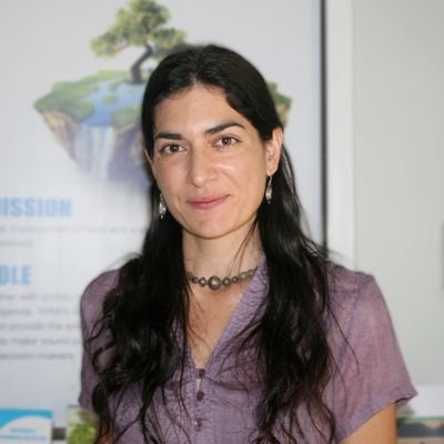 [On-Air]
<a href="/DEarthAfrica/">Digital Earth Africa</a> has launched a Waterbodies Monitoring Service offering 40 years of detailed earth observation data on African waterbodies, including lakes, reservoirs, &amp; wetlands. Dr <a href="/LisaRebEO/">Dr Lisa-Maria Rebelo 🌎 🛰💧🇰🇪</a>, Lead Scientist <a href="/DEarthAfrica/">Digital Earth Africa</a>, discusses with <a href="/AurelieKalenga/">Baboushka</a>

#RiseandShine