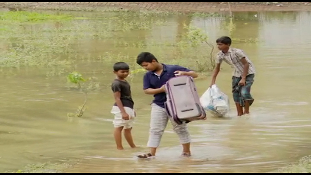 নেমে গেছে কক্সবাজারের অধিকাংশ এলাকার পানি