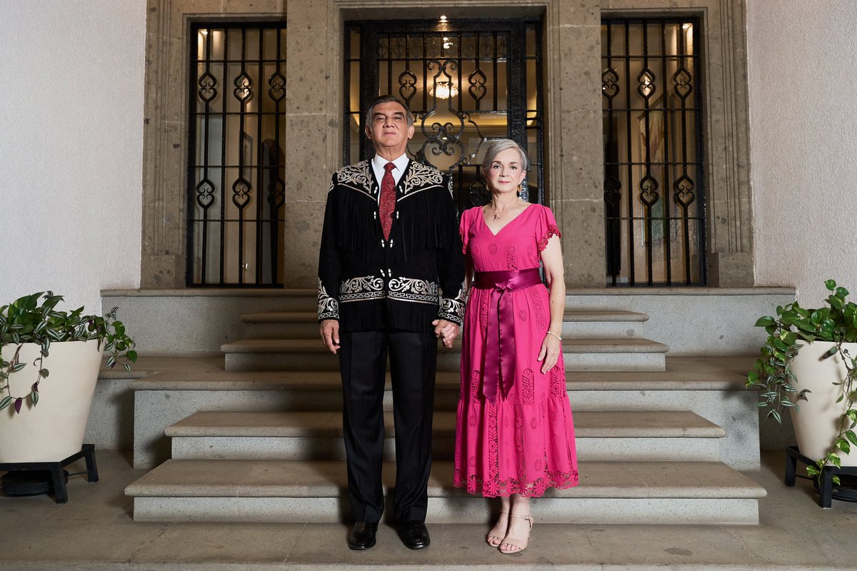 Mi esposa María de Villarreal Santiago y yo estamos muy emocionados de celebrar junto al pueblo tamaulipeco y gritar con orgullo: ¡Viva México, viva el pueblo tamaulipeco! Hoy es un gran día en el que nuestro corazón late con fuerza por nuestra tierra y su gente.

Tamaulipas