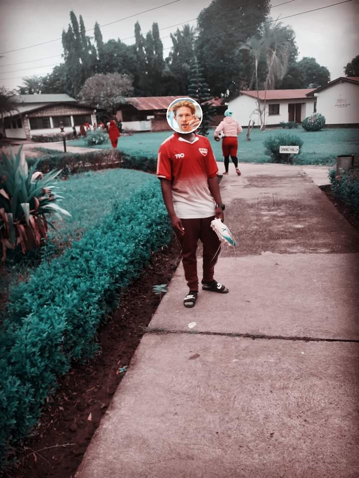 Wakuu naomba mniamini ivo ivo mimi kwenye football ni de bruyne mtupu nawaambia🤠