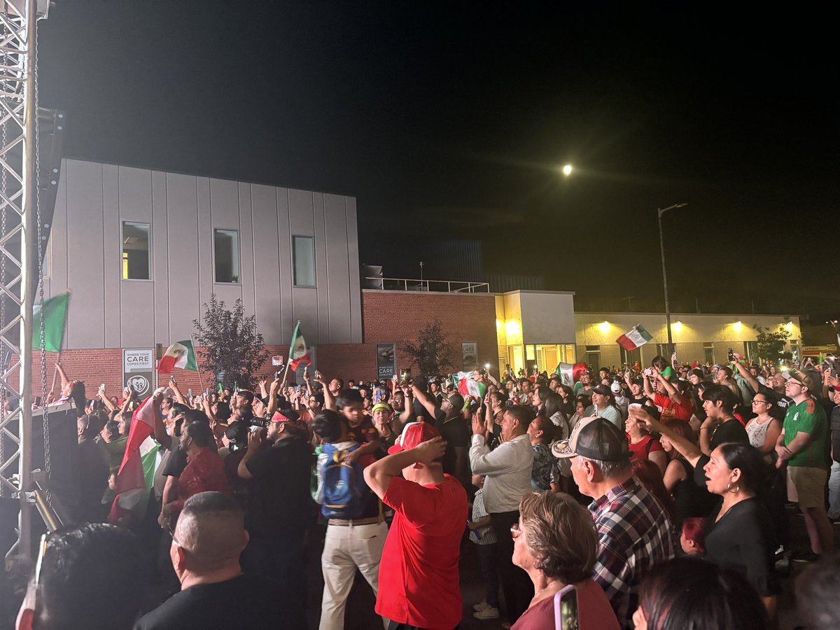 Wonderful to celebrate Mexican Independence Day in Minneapolis tonight! 
<a href="/UnidosMN/">UnidosMN</a>