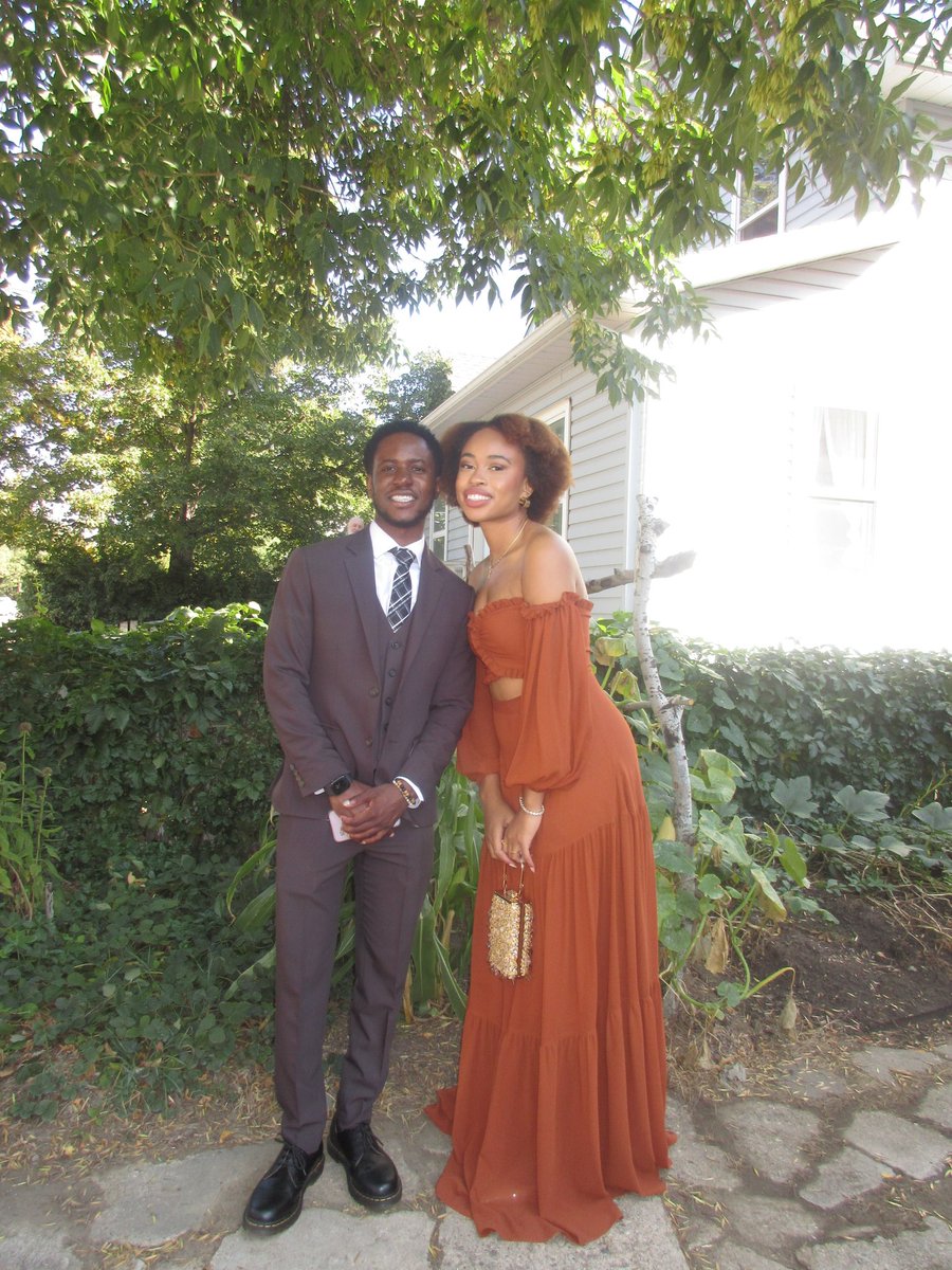 mu_gkt's tweet photo. Wedding szn with my ❤️ https://t.co/cR6mBaOmcG