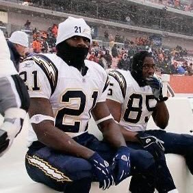 _1Driz's tweet photo. @_drejefe Cheating ass niggas. Belt 2 ass week 4 https://t.co/2n2BYAJkss